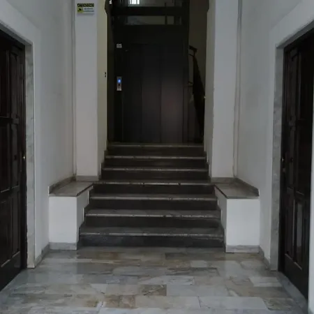 Cconforthotels R&b Bari