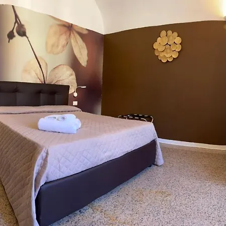 Cconforthotels R&b 3* Барі