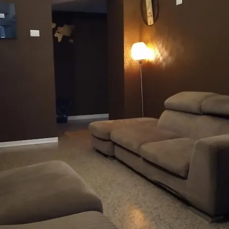 Гостьовий будинок Cconforthotels R&b