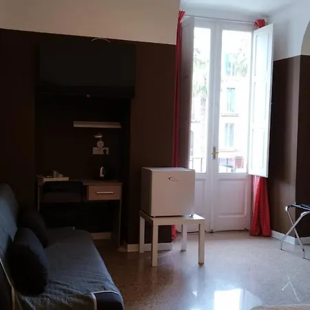 Cconforthotels R&b Барі