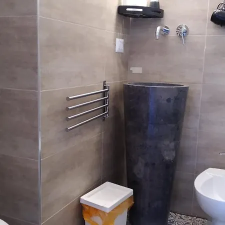 Гостьовий будинок Cconforthotels 3*
