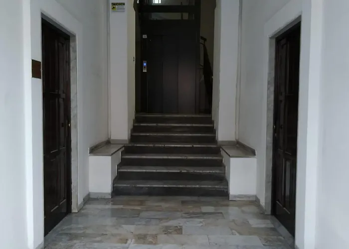 Cconforthotels 招待所 巴里